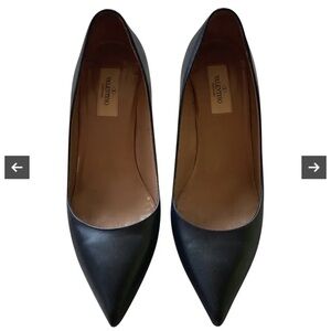 Valentino Rock Stuf Women's Classic Black Heels Sz 39
